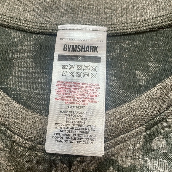 NWOT GYMSHARK ADAPT CAMO SEAMLESS LONG SLEEVE CROP TOP GREEN SIZE S - Picture 11 of 12